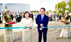 Құсмұрында заманауи мектептің шырағы жағылды